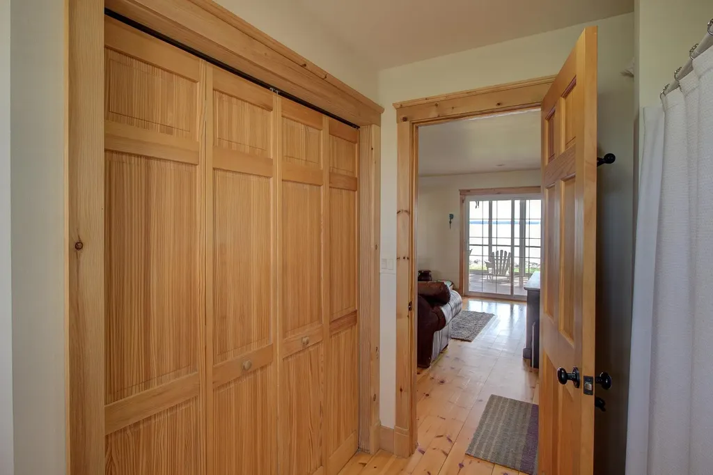 23 Mud Point South Alburgh VT 05440