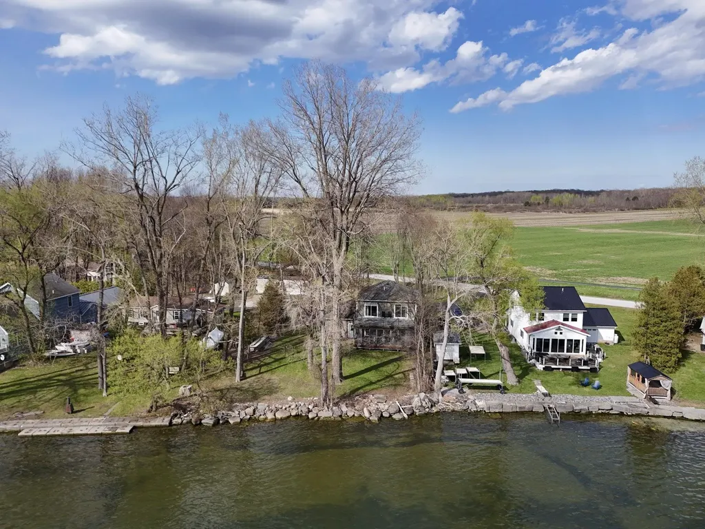 23 Mud Point South Alburgh VT 05440