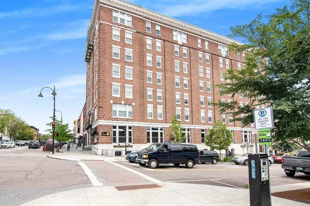 131 Main Street Burlington VT 05401-5603