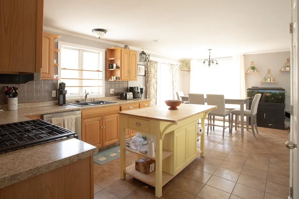 83 Skyview Drive Farmington NH 03835
