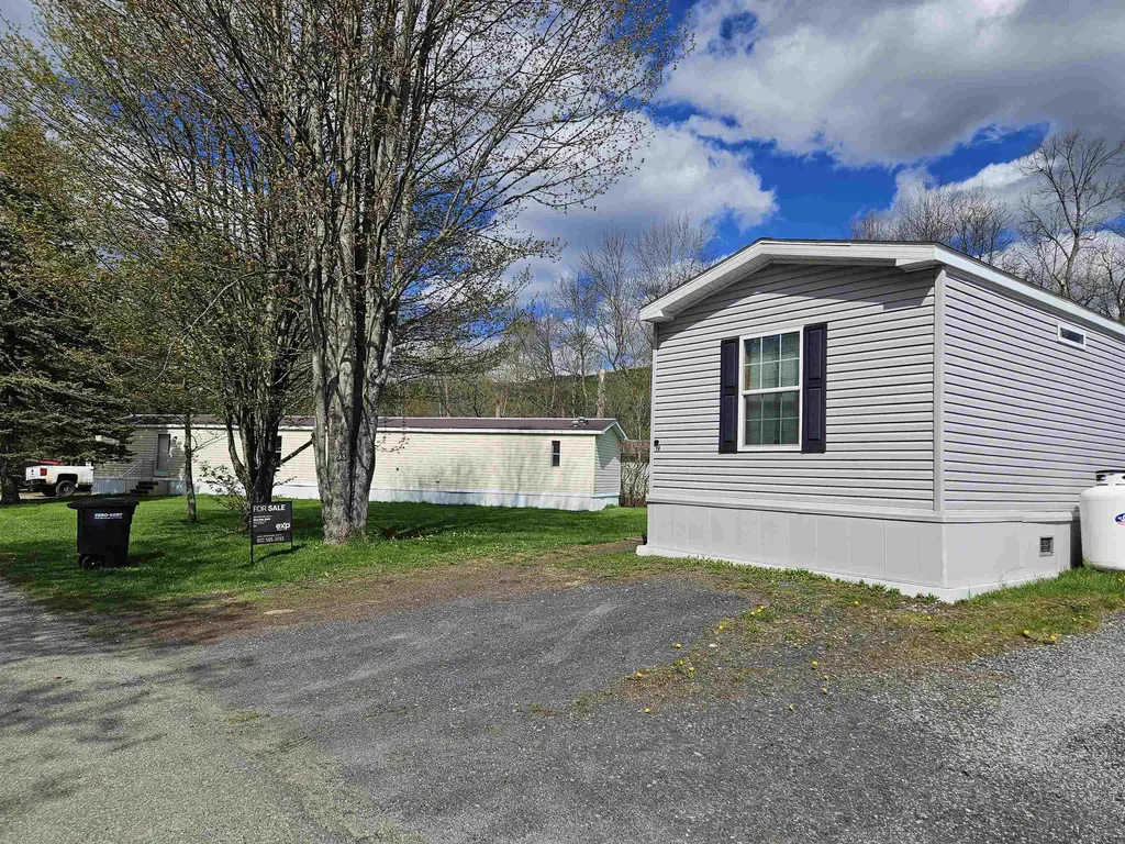 98 K-t Lane Northfield VT 05663