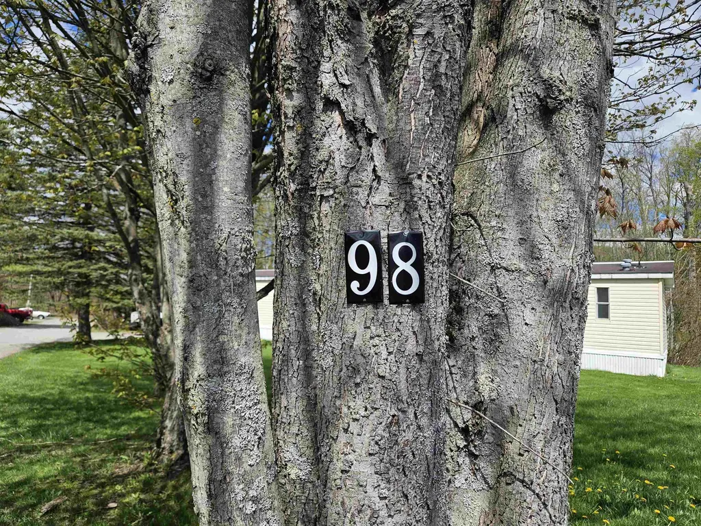 98 K-t Lane Northfield VT 05663