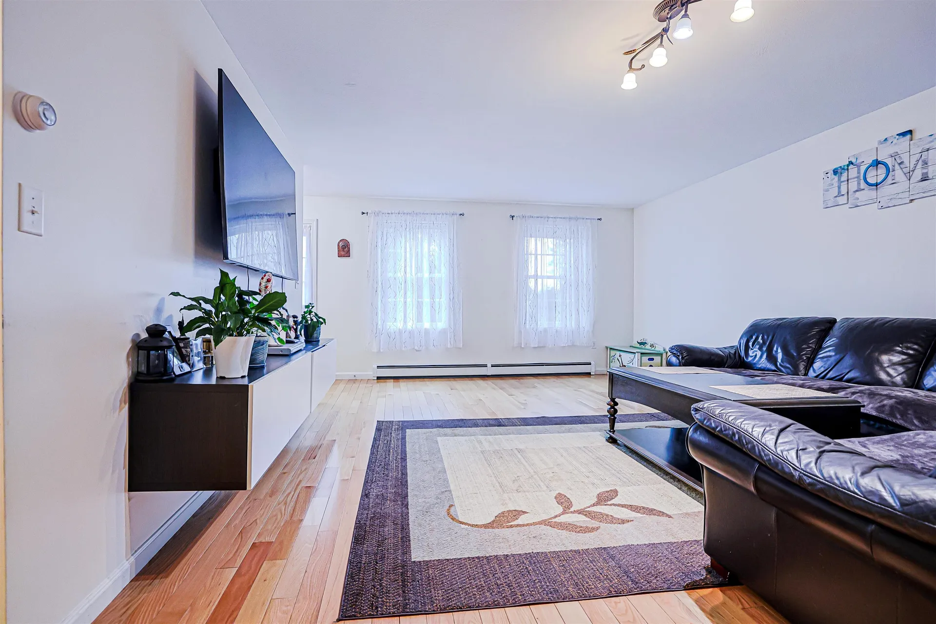68 Waterford Drive Sandown NH 03873