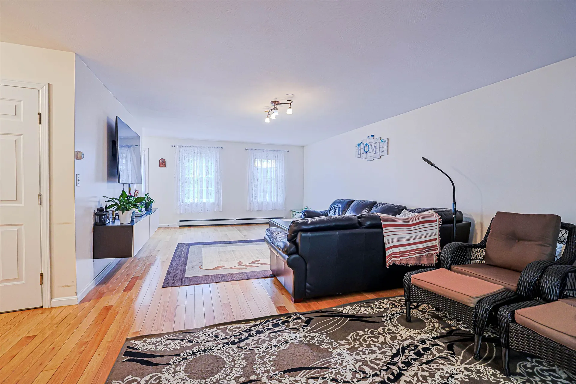 68 Waterford Drive Sandown NH 03873