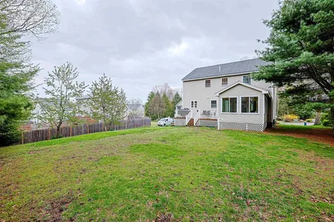 68 Waterford Drive Sandown NH 03873