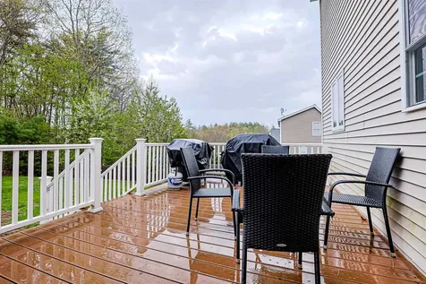 68 Waterford Drive Sandown NH 03873