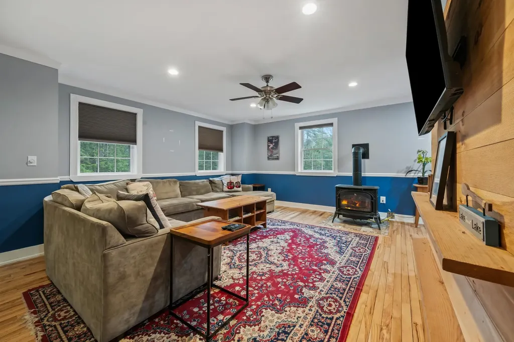10 Landsdown Lane Conway NH 03818