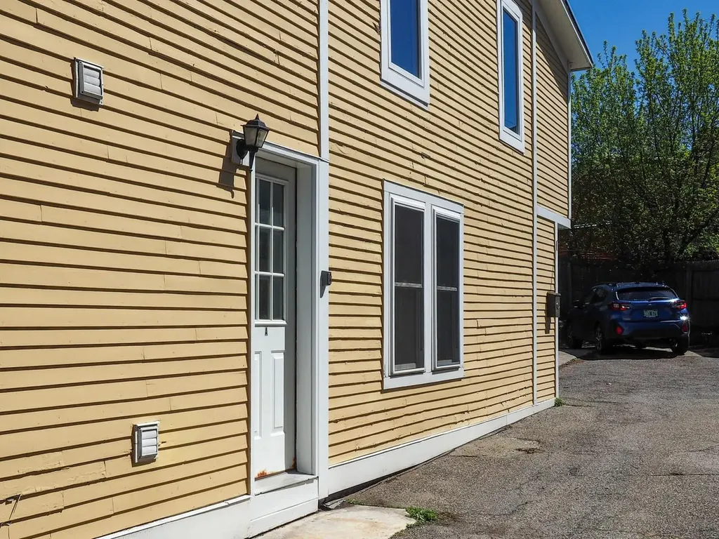 26 Bright Street Burlington VT 05401