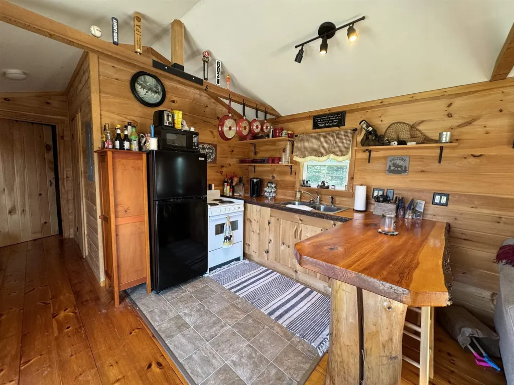 13 Darwin Drive Stewartstown NH 03597