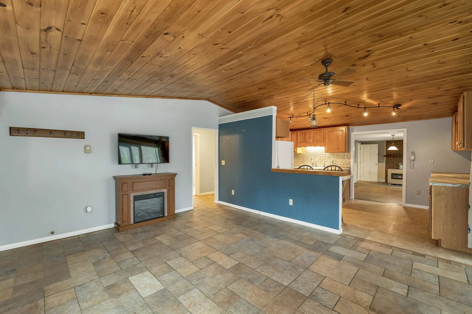 41 Franklin Pierce Drive Webster NH 03303
