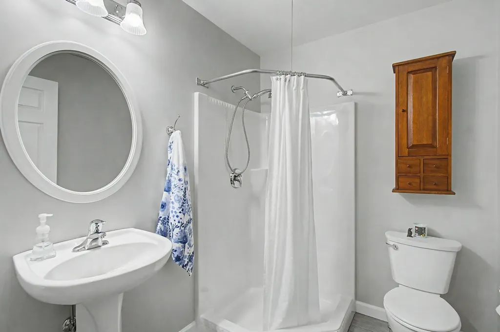 7 Irene Avenue Essex VT 05452