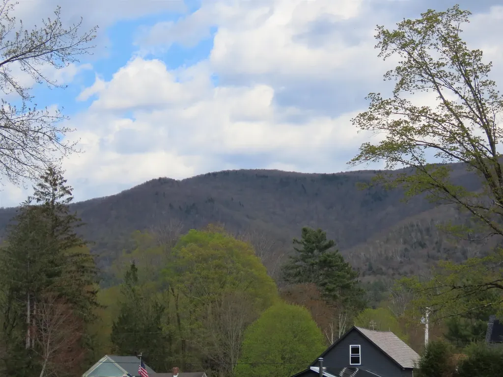 86 Mill Road Stamford VT 05352