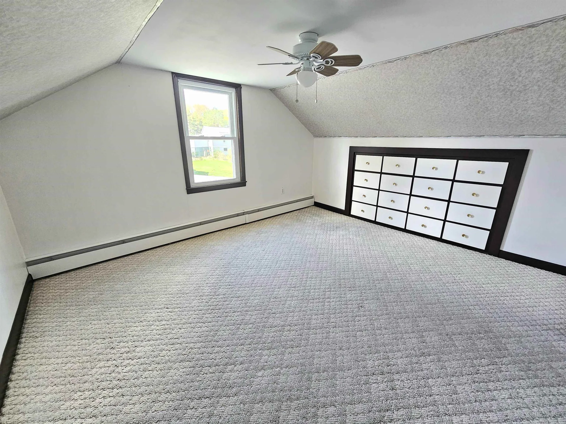 8 Foch Street Goffstown NH 03045