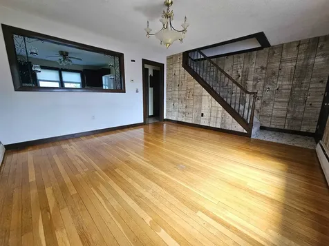 8 Foch Street Goffstown NH 03045