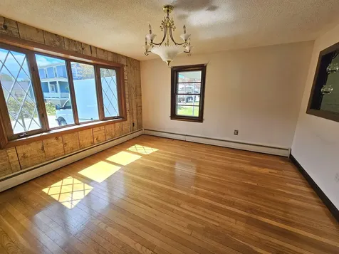 8 Foch Street Goffstown NH 03045