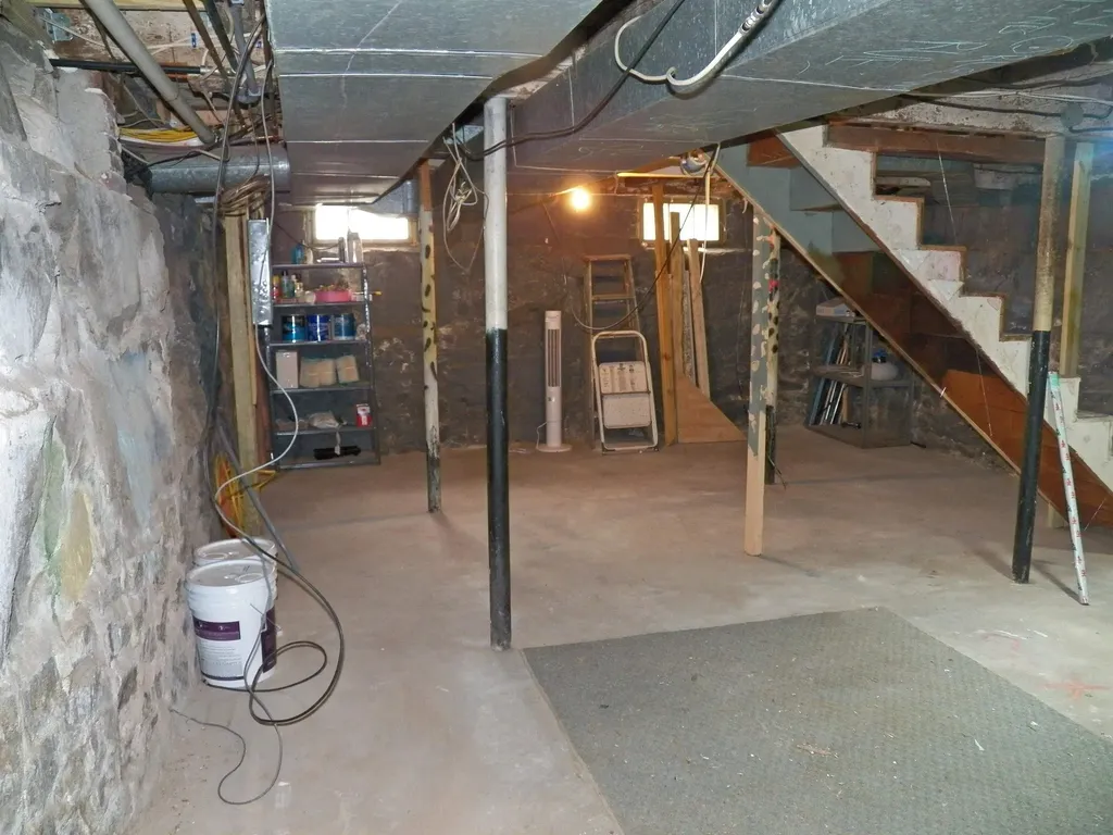 21-23 North Groton Street Nashua NH 03060