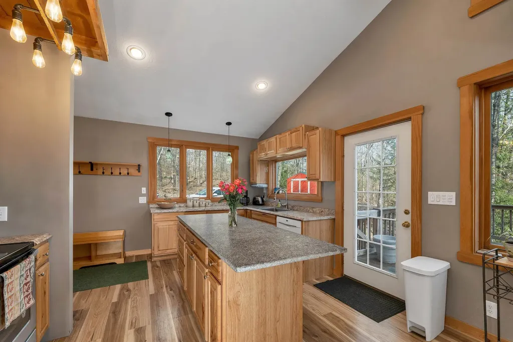 284 Hemp Hill Road Alexandria NH 03222
