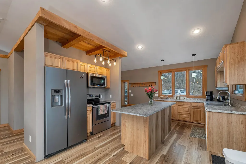 284 Hemp Hill Road Alexandria NH 03222