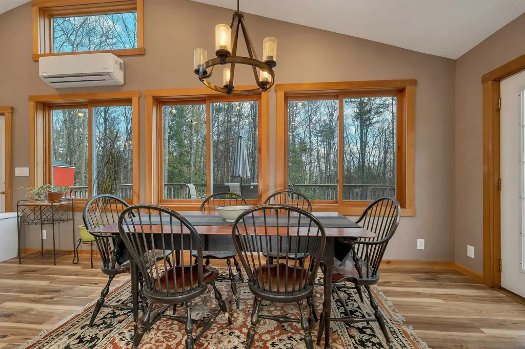 284 Hemp Hill Road Alexandria NH 03222