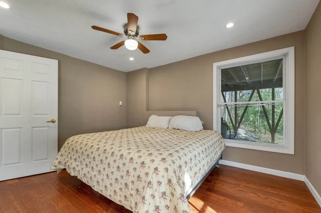 284 Hemp Hill Road Alexandria NH 03222