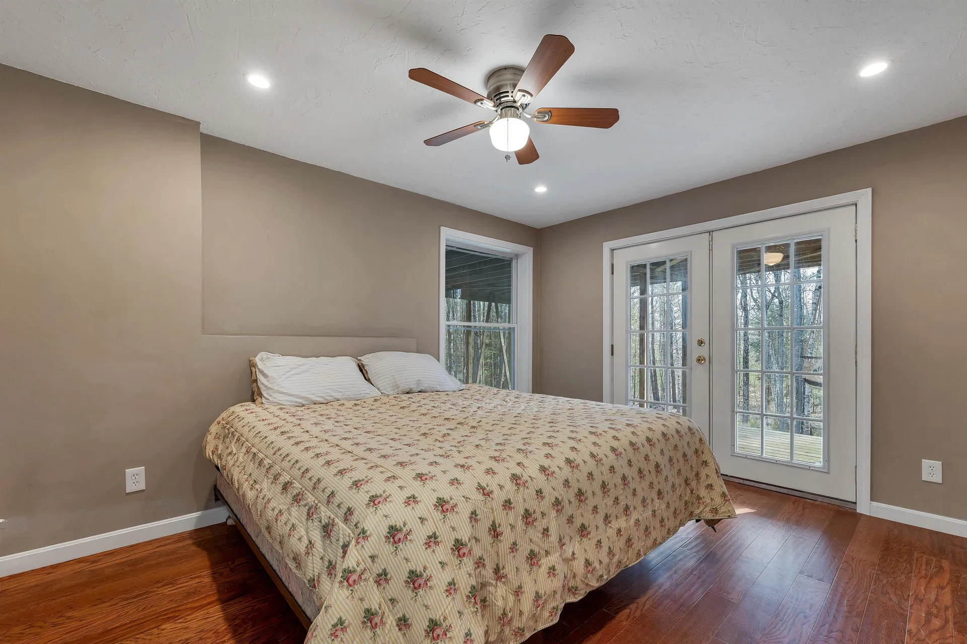 284 Hemp Hill Road Alexandria NH 03222