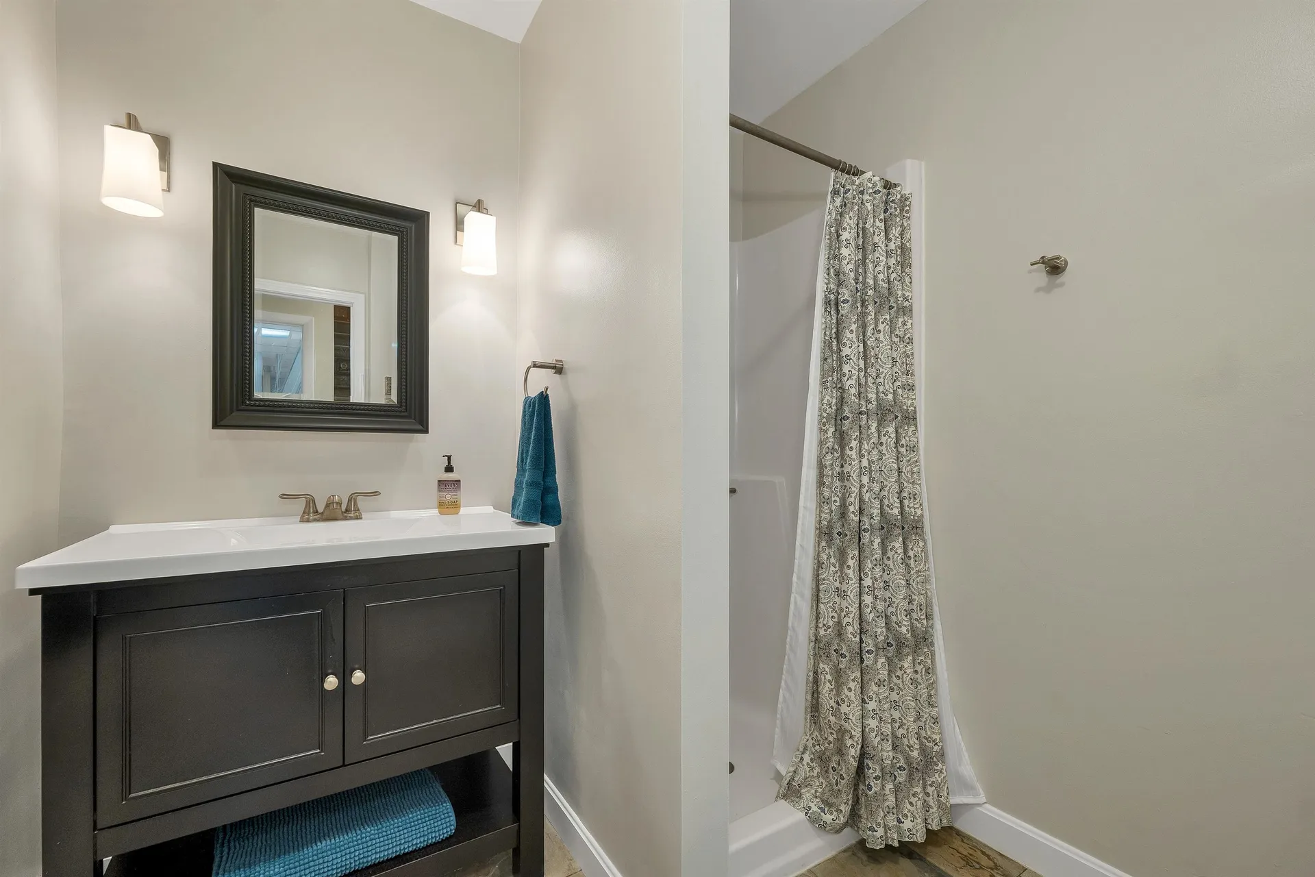7 Turnbuckle Lane Grantham NH 03753