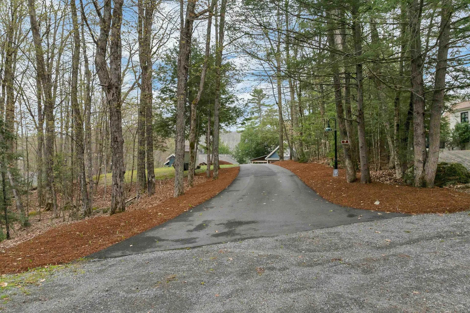 7 Turnbuckle Lane Grantham NH 03753