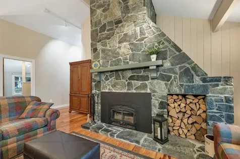 7 Turnbuckle Lane Grantham NH 03753