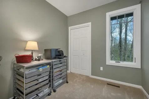 7 Turnbuckle Lane Grantham NH 03753