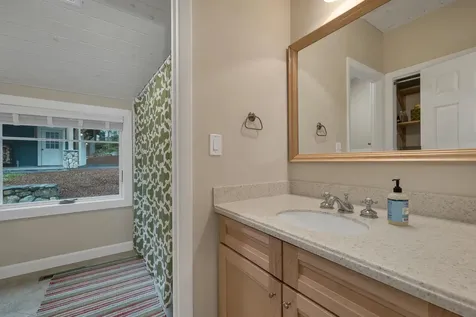 7 Turnbuckle Lane Grantham NH 03753