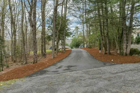 7 Turnbuckle Lane Grantham NH 03753