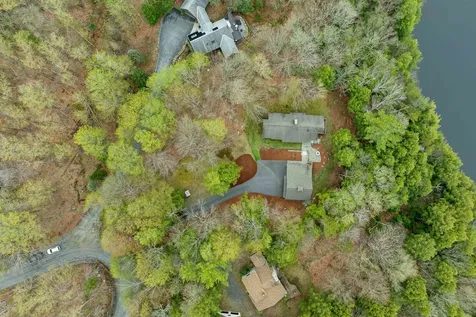 7 Turnbuckle Lane Grantham NH 03753