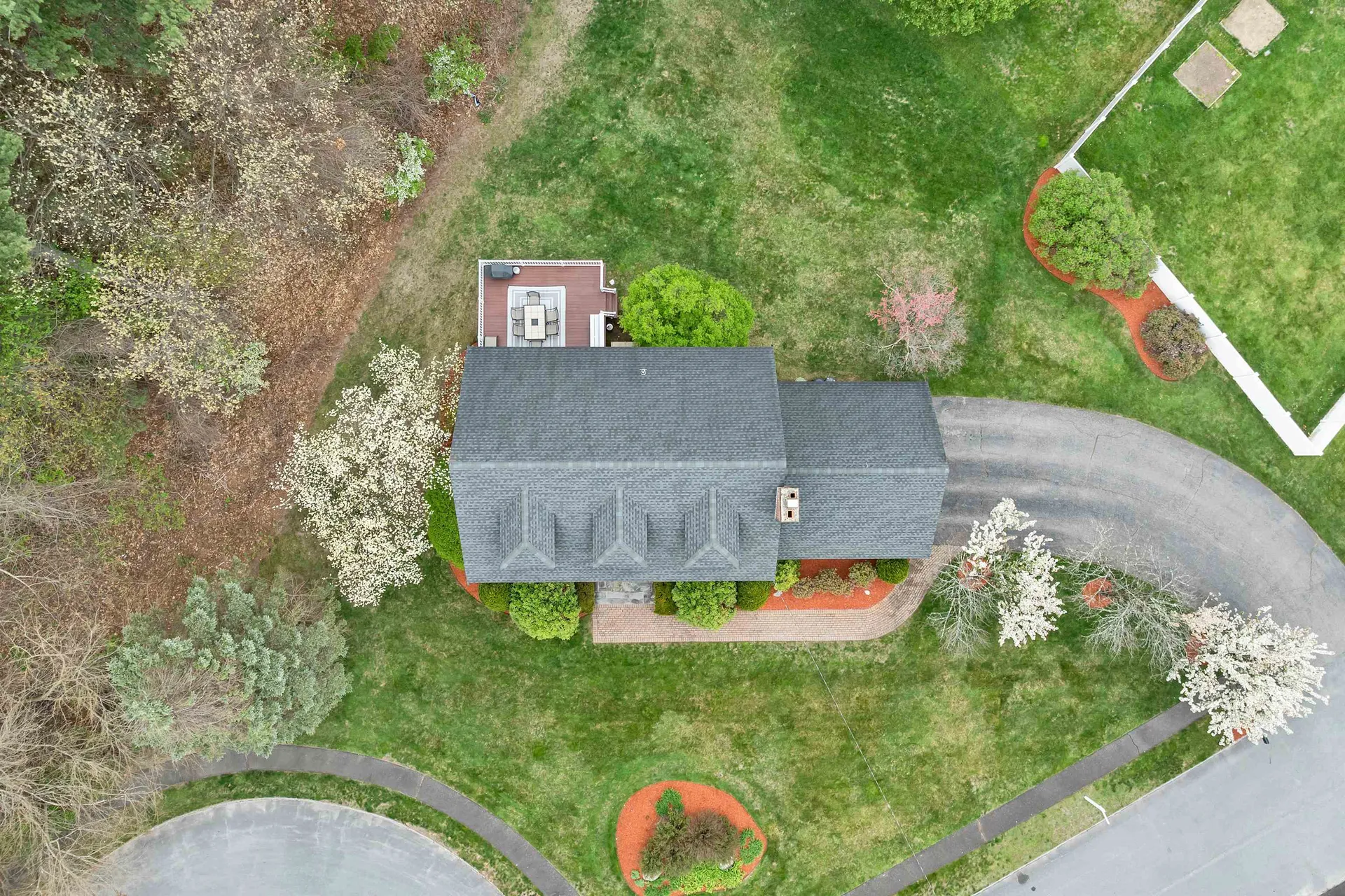 19 Poliquin Drive Nashua NH 03062