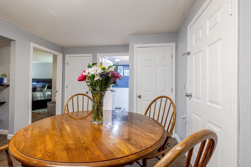12 E Side Drive Concord NH 03301