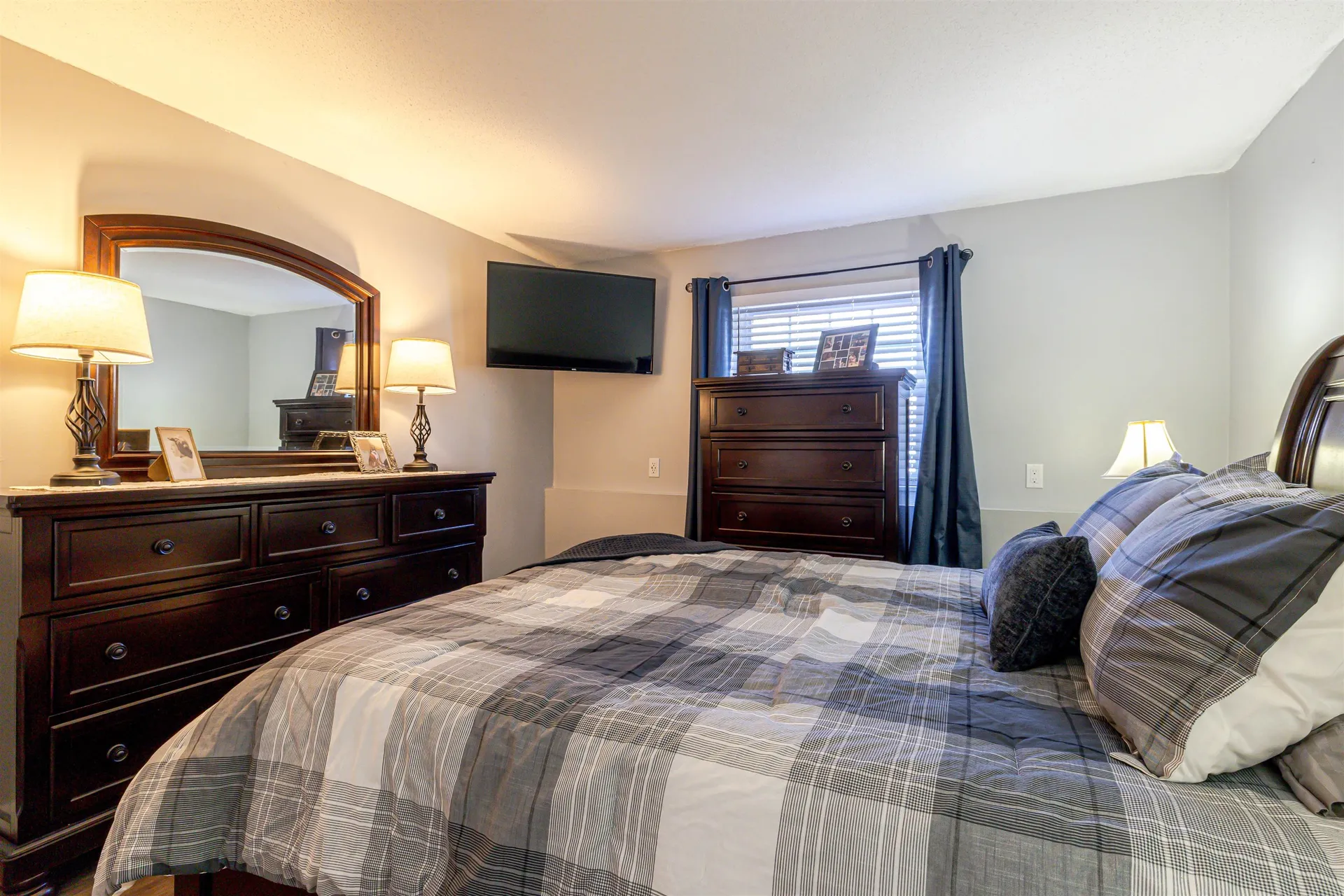 12 E Side Drive Concord NH 03301