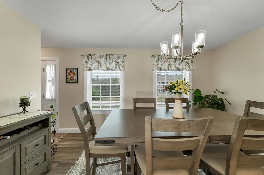 73 Bailey Drive Pittsfield NH 03263