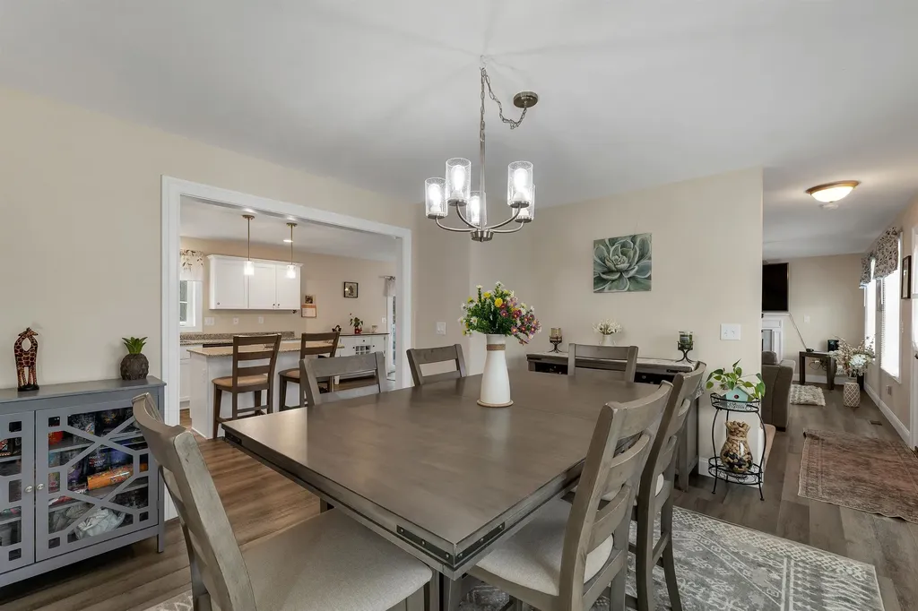 73 Bailey Drive Pittsfield NH 03263