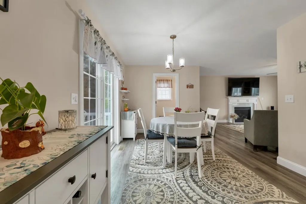 73 Bailey Drive Pittsfield NH 03263