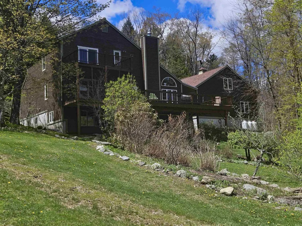 25 Yeaw Road Dover VT 05341