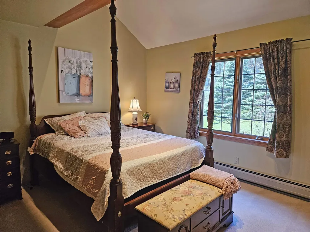 25 Yeaw Road Dover VT 05341