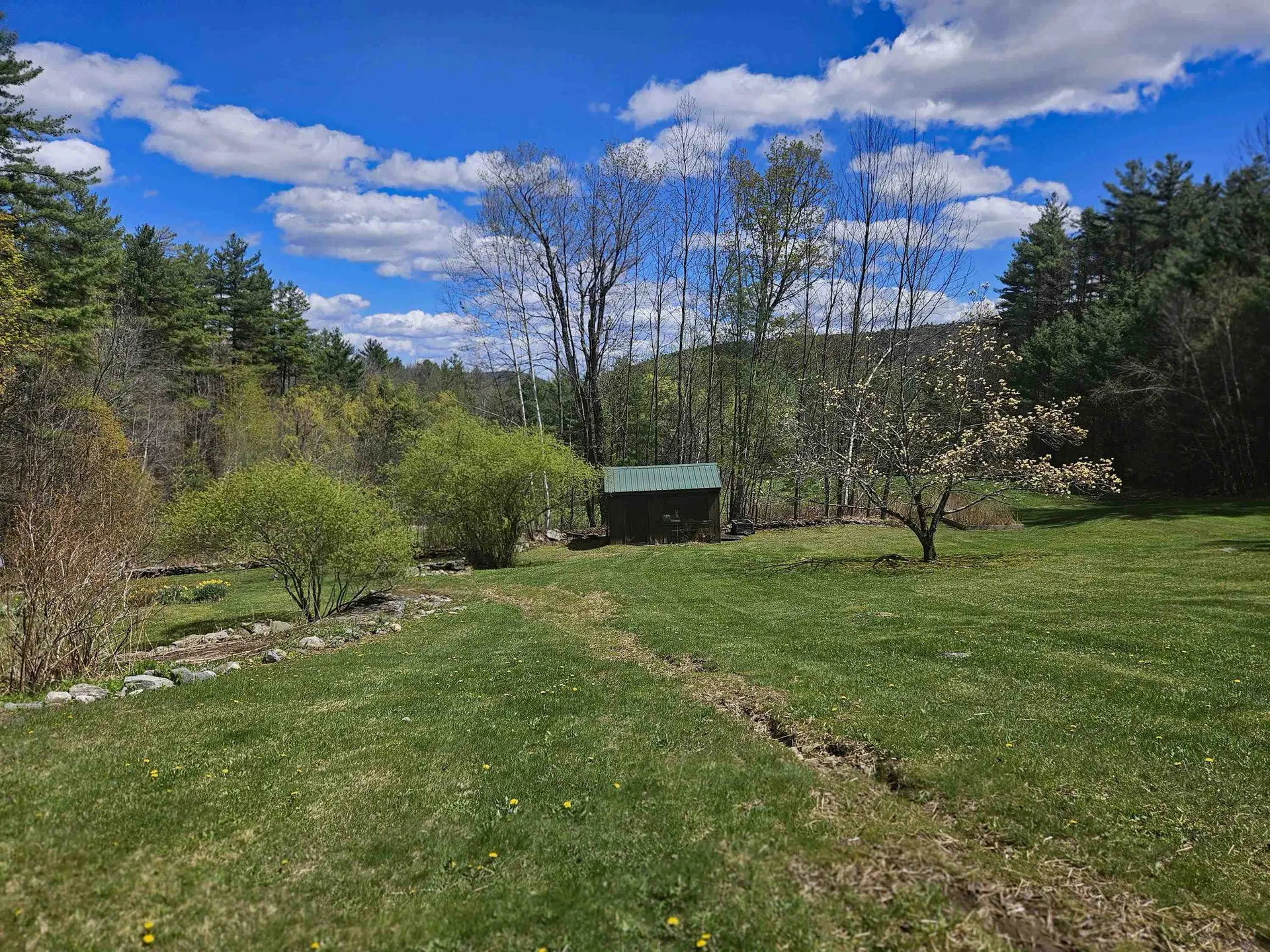 25 Yeaw Road Dover VT 05341