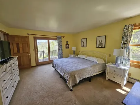25 Yeaw Road Dover VT 05341