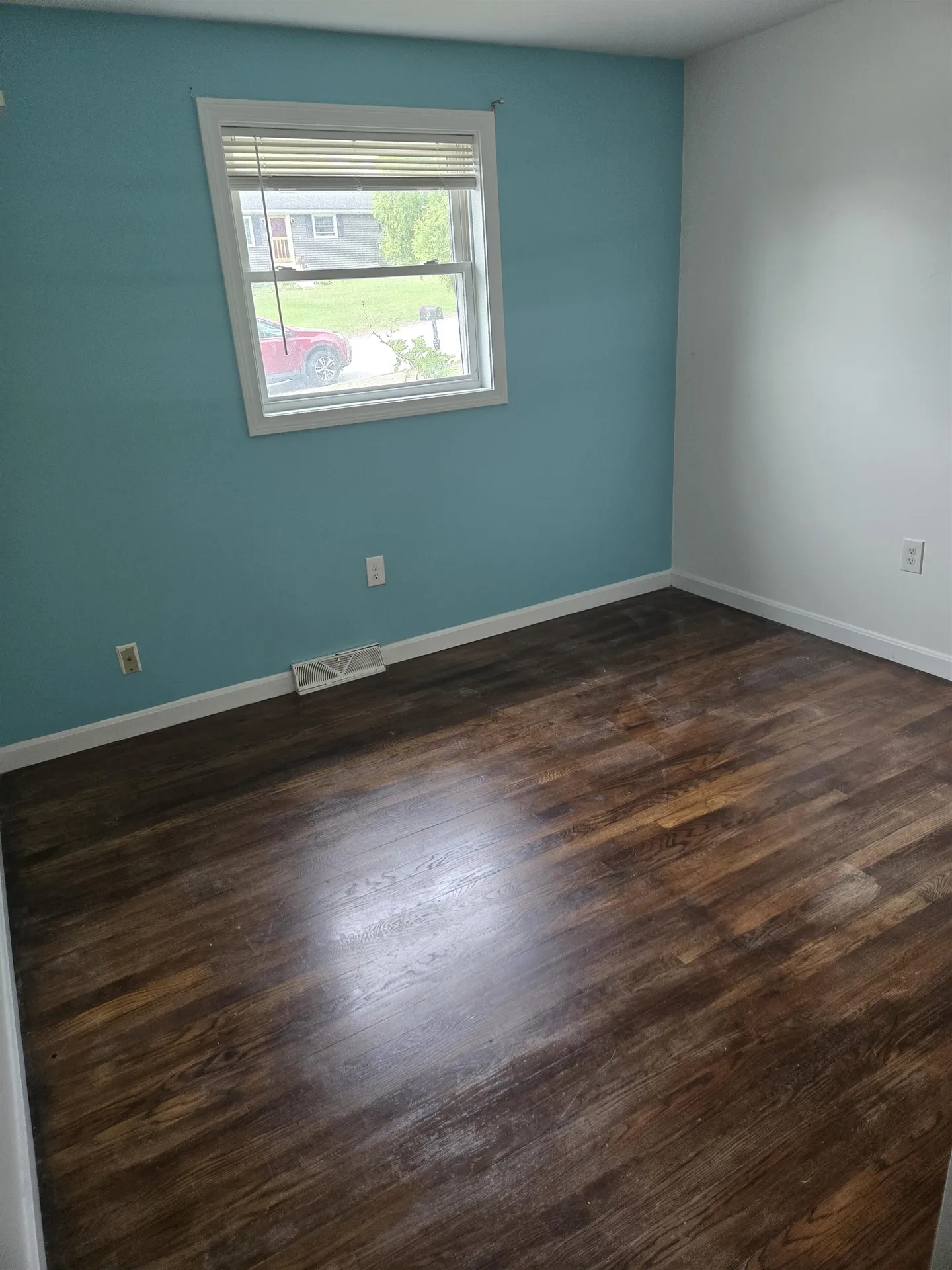 143 Westwood Drive Nashua NH 03062