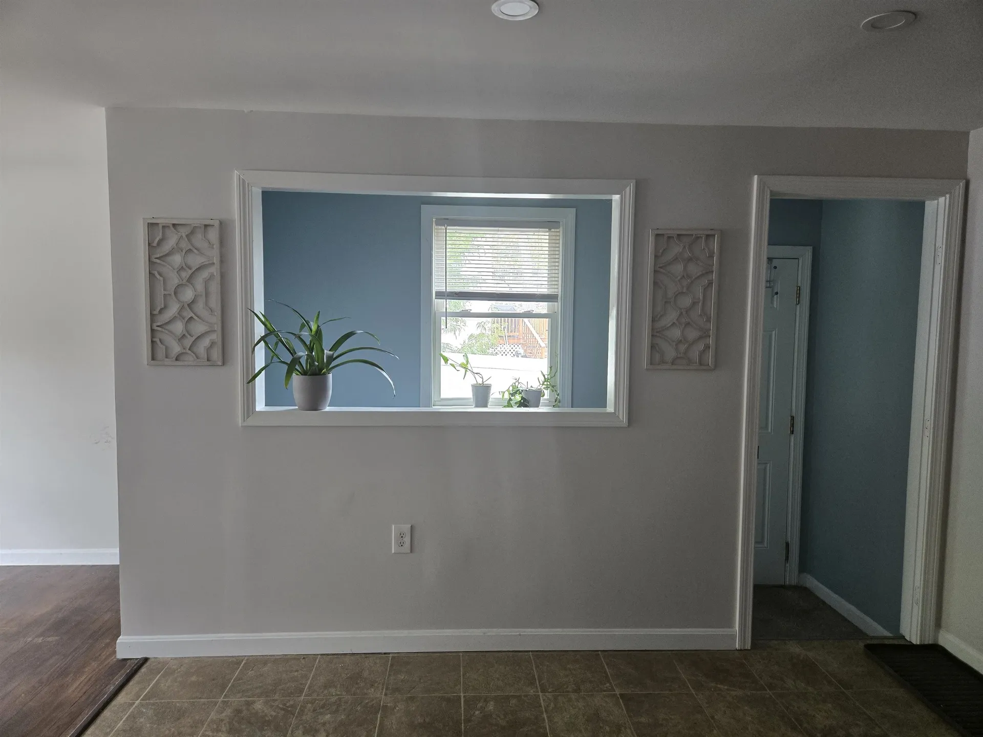 143 Westwood Drive Nashua NH 03062