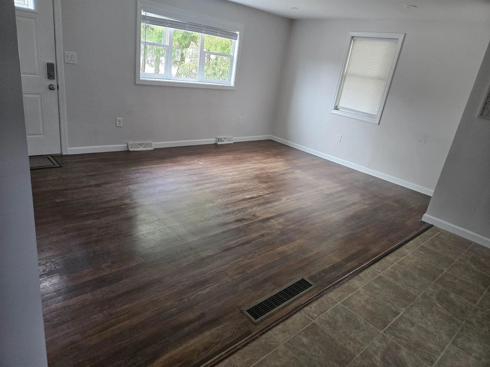 143 Westwood Drive Nashua NH 03062