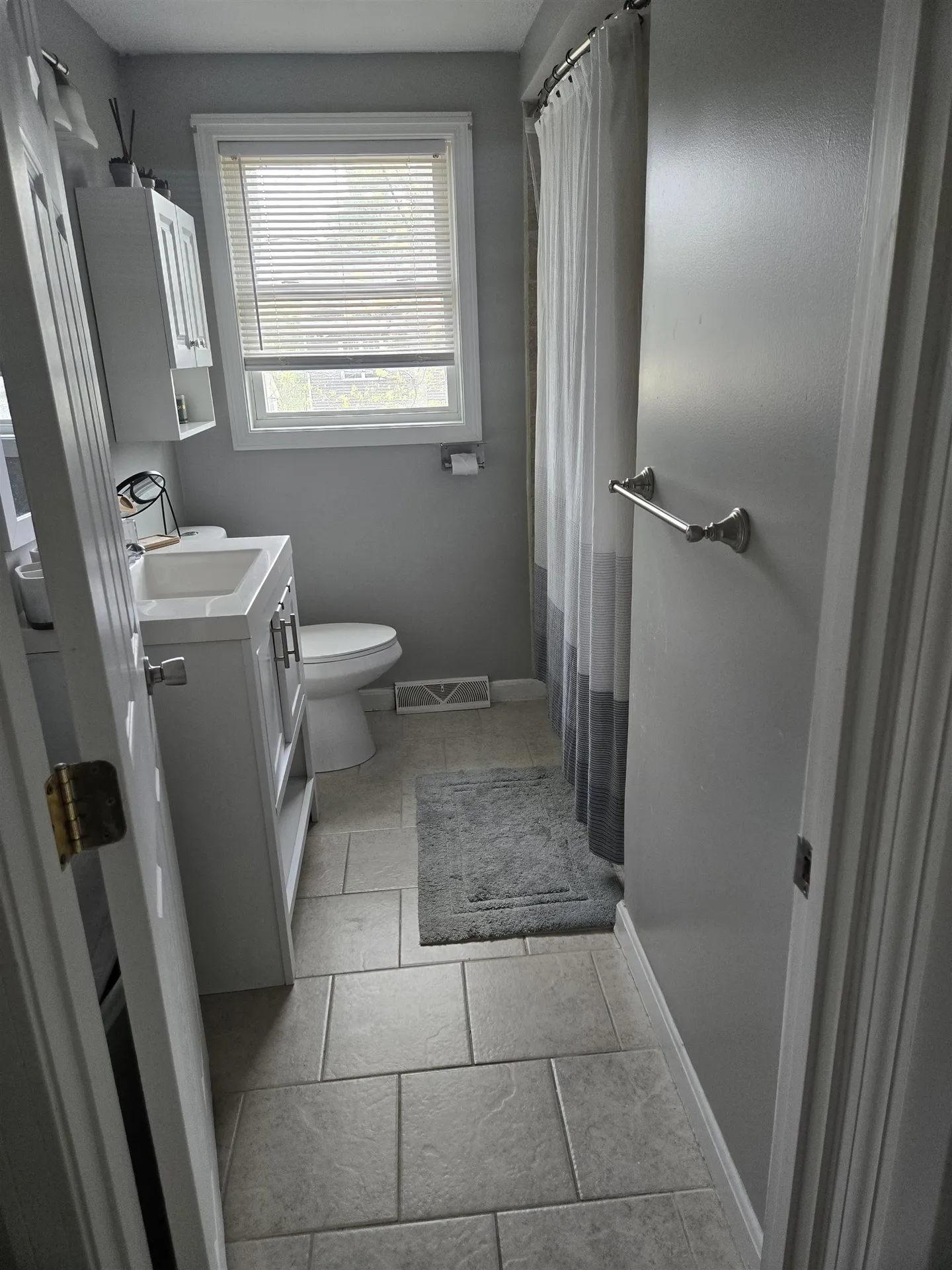 143 Westwood Drive Nashua NH 03062