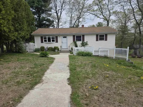 143 Westwood Drive Nashua NH 03062