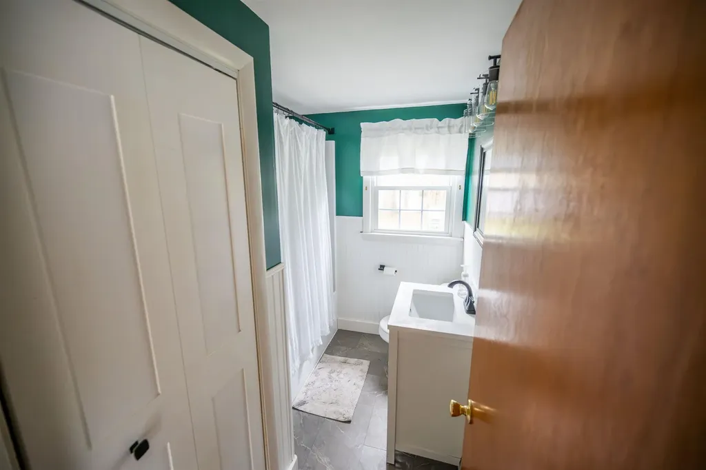 56 Old Dover Road Rochester NH 03867