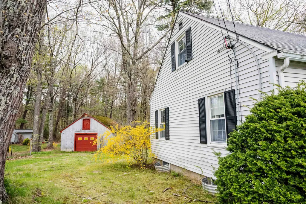 56 Old Dover Road Rochester NH 03867