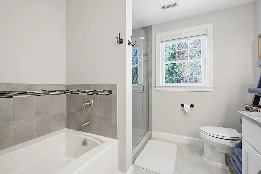 18 Schooner Drive Dover NH 03820